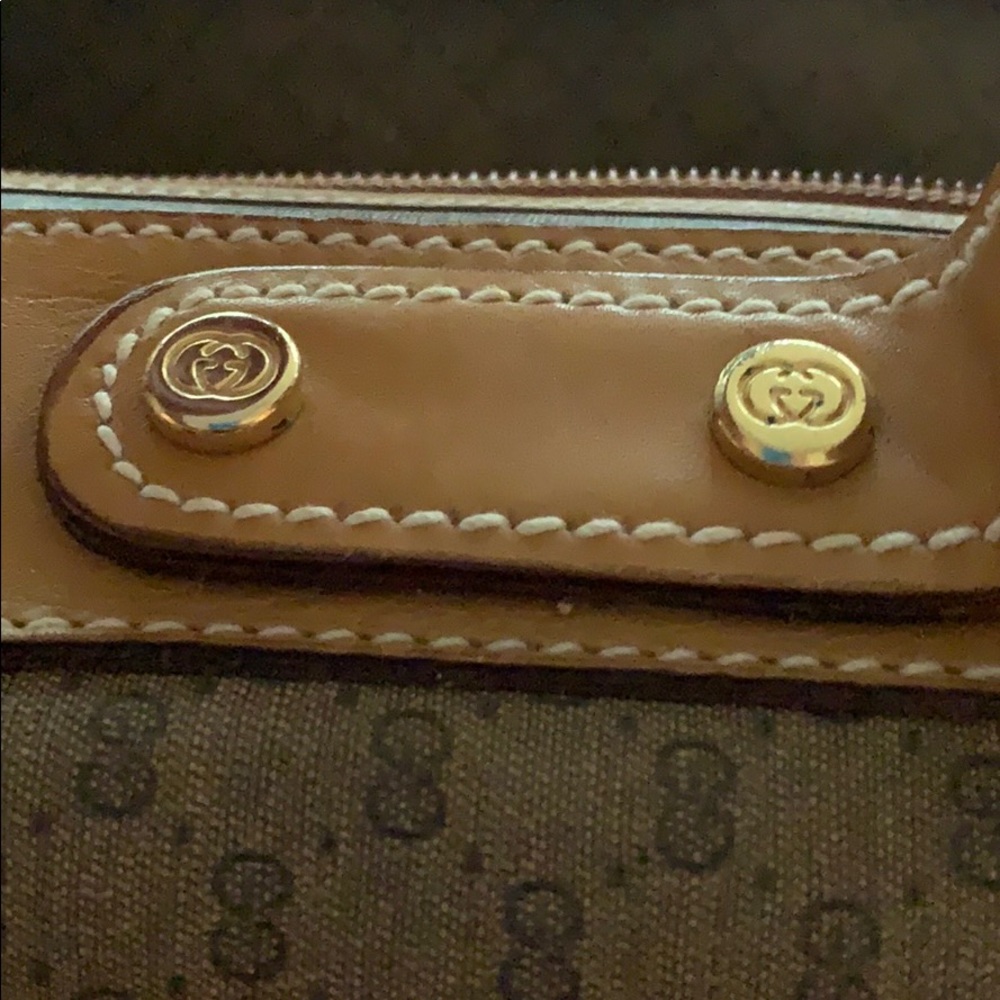 Vintage Gucci Suitcase.  Gold plated hardware. - Picture 9 of 16
